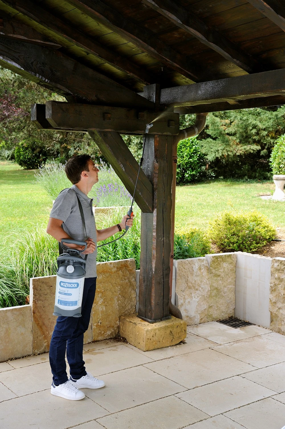 Hozelock Drukspuit Pulsar Viton 7 Liter 4 Hozelock Drukspuit Pulsar Viton 7 Liter - Afbeelding 2