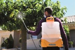 Hozelock Elektrische Rugspuit Pro 15 Liter -Tuingereedschap Winkel 5010646062787 3