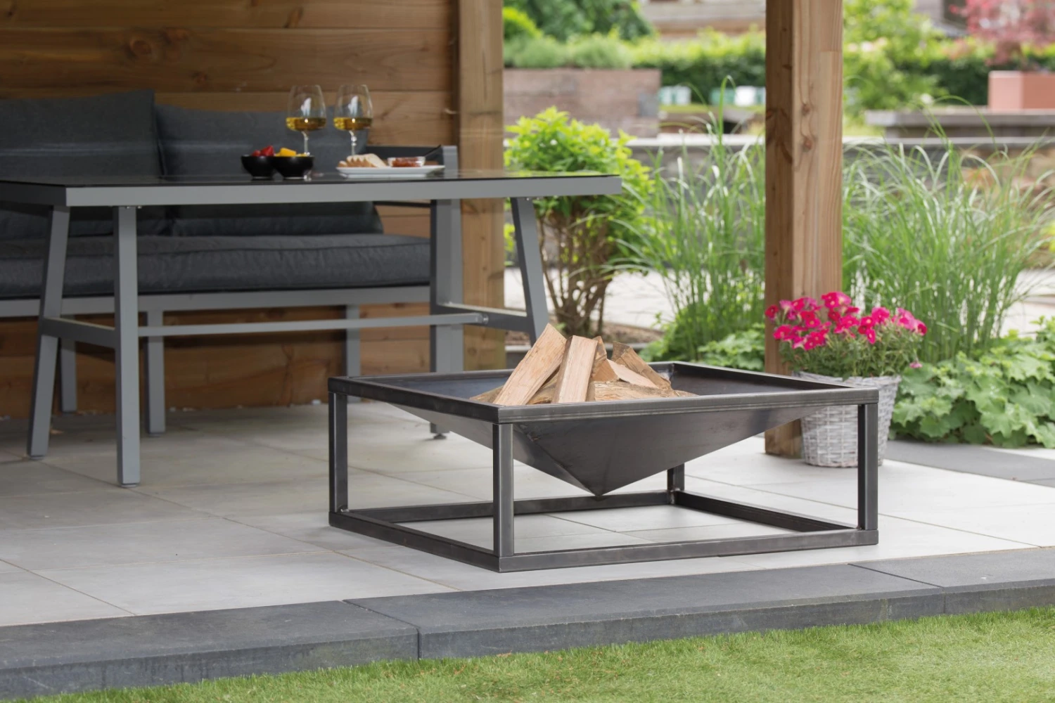 RedFire Terrashaard Vuurschaal Fire Pit Tervo Industrial 80 Cm 6 RedFire Terrashaard Vuurschaal Fire Pit Tervo Industrial 80 Cm - Afbeelding 4