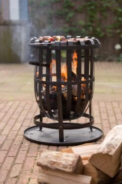 RedFire Terrashaard Vuurkorf Fire Basket Dallas -Tuingereedschap Winkel 85016 Lifestyle 01 Large