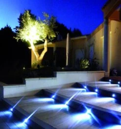 Easy Connect Led Grond Spot Blauw Ø 7,5CM 6 Easy Connect Led Grond Spot Blauw Ø 7,5CM -Tuingereedschap Winkel Easy Connect Led grond spot blauw 1 2