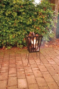 Esschert Vuurkorf Vierkant 10 Esschert Vuurkorf Vierkant -Tuingereedschap Winkel FF119 40