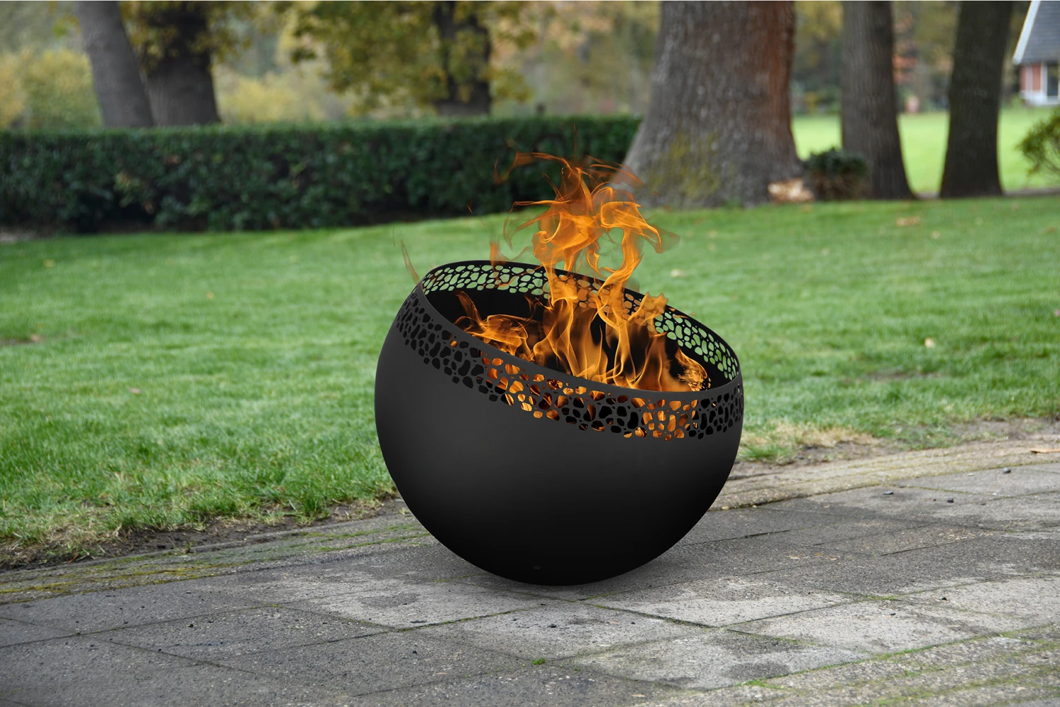 Esschert Vuurbal Zwart Met Stippen 4 Esschert Vuurbal Zwart Met Stippen - Afbeelding 2