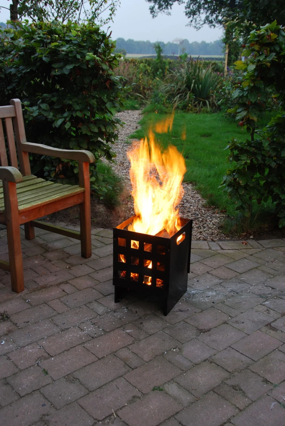 Esschert Vuurkorf Vierkant 30x30x40 6 Esschert Vuurkorf Vierkant 30x30x40 - Afbeelding 4